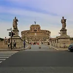 Castel Sant Angelo Luxury Rooms And Tour